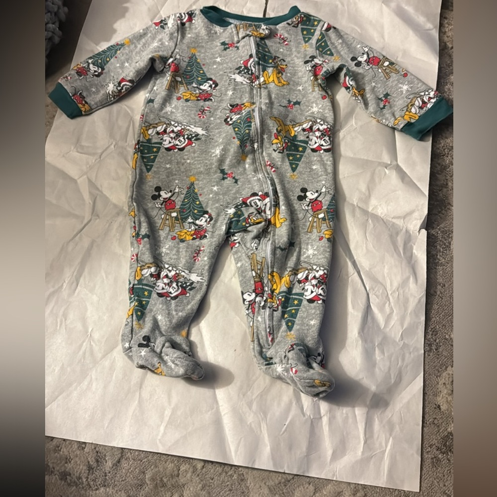 Disney 3/6 month